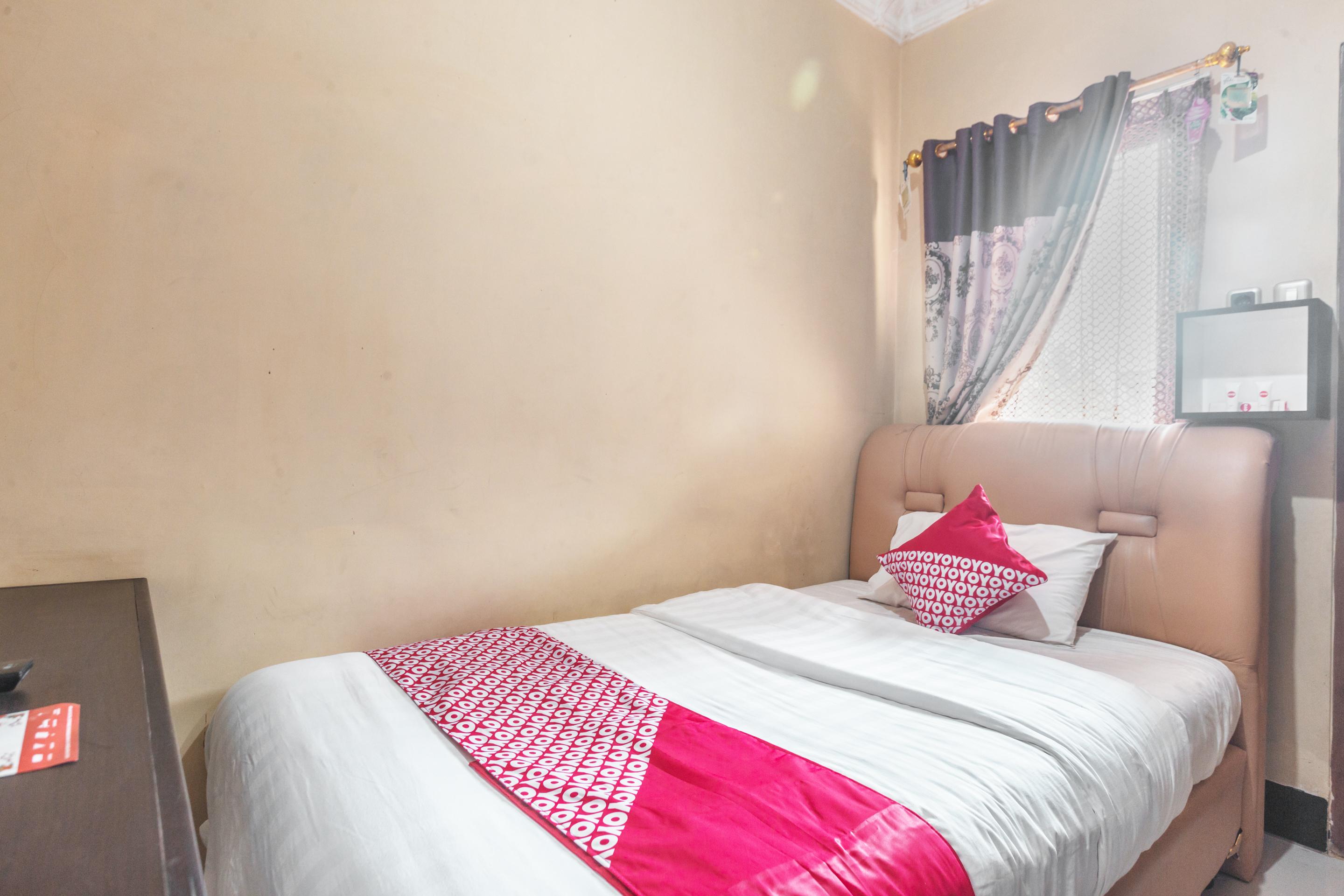 Super Oyo 1640 Fallinda Hotel Bogor Luaran gambar