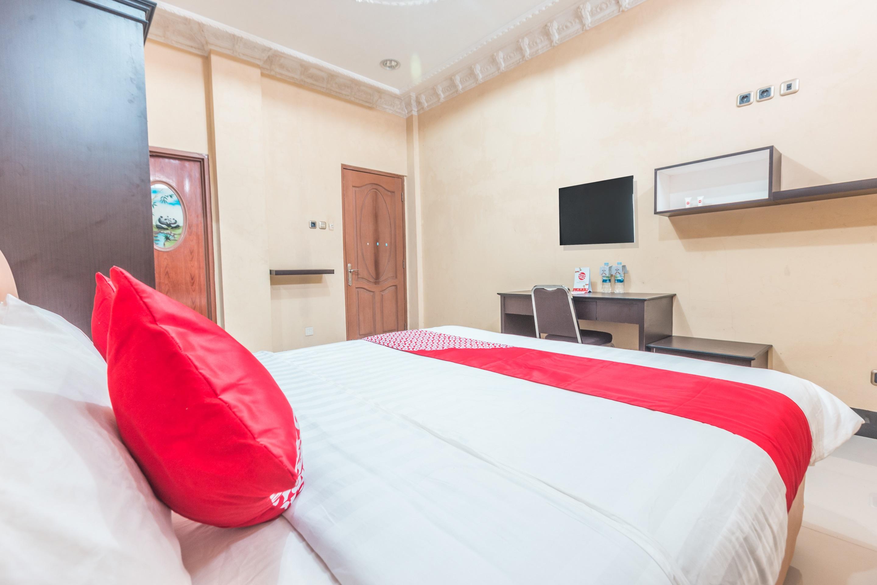 Super Oyo 1640 Fallinda Hotel Bogor Luaran gambar