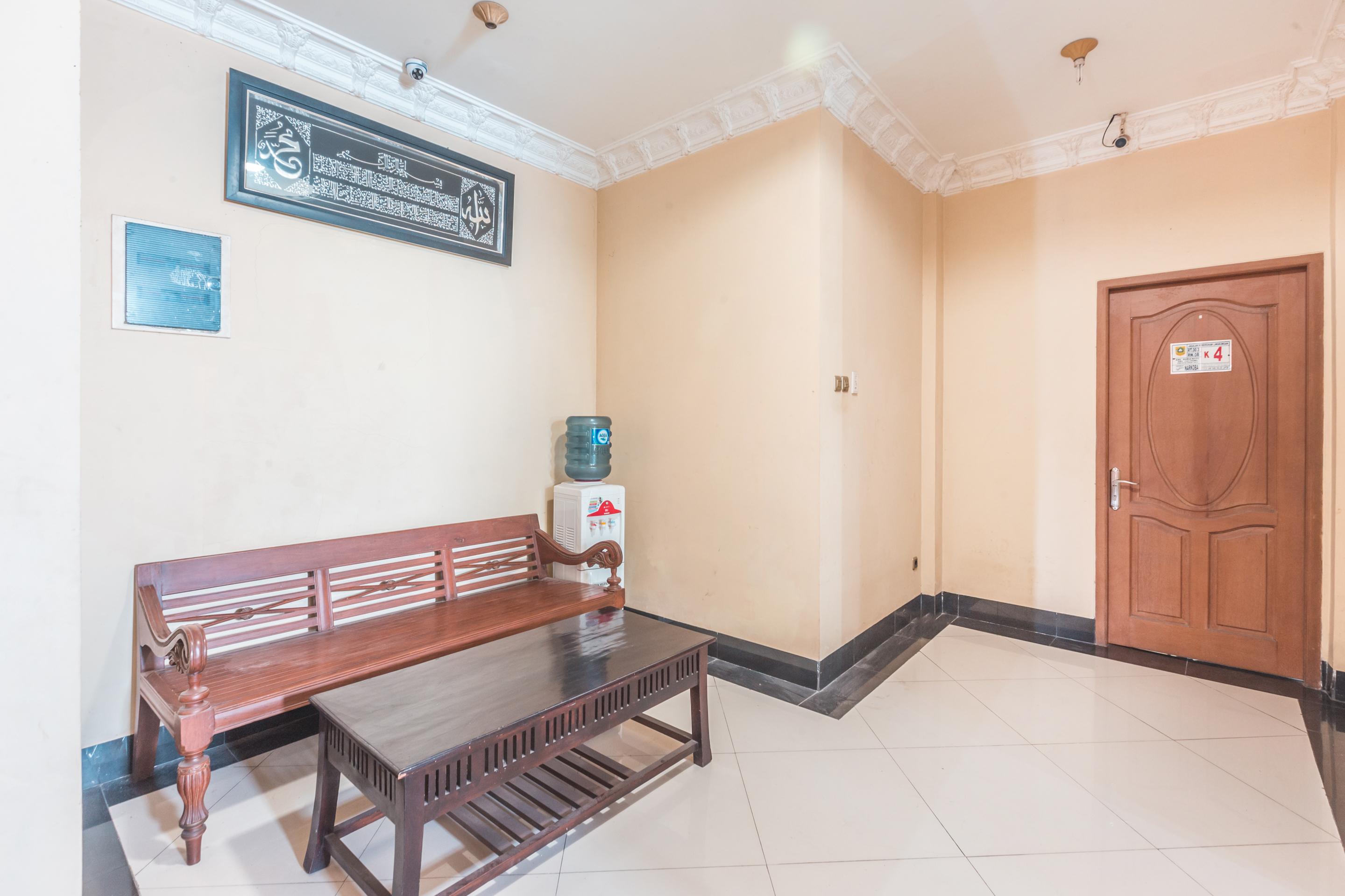 Super Oyo 1640 Fallinda Hotel Bogor Luaran gambar