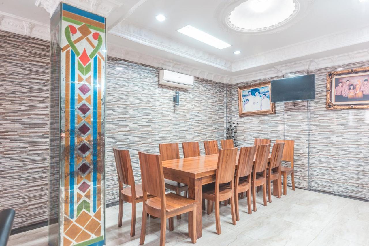 Super Oyo 1640 Fallinda Hotel Bogor Luaran gambar